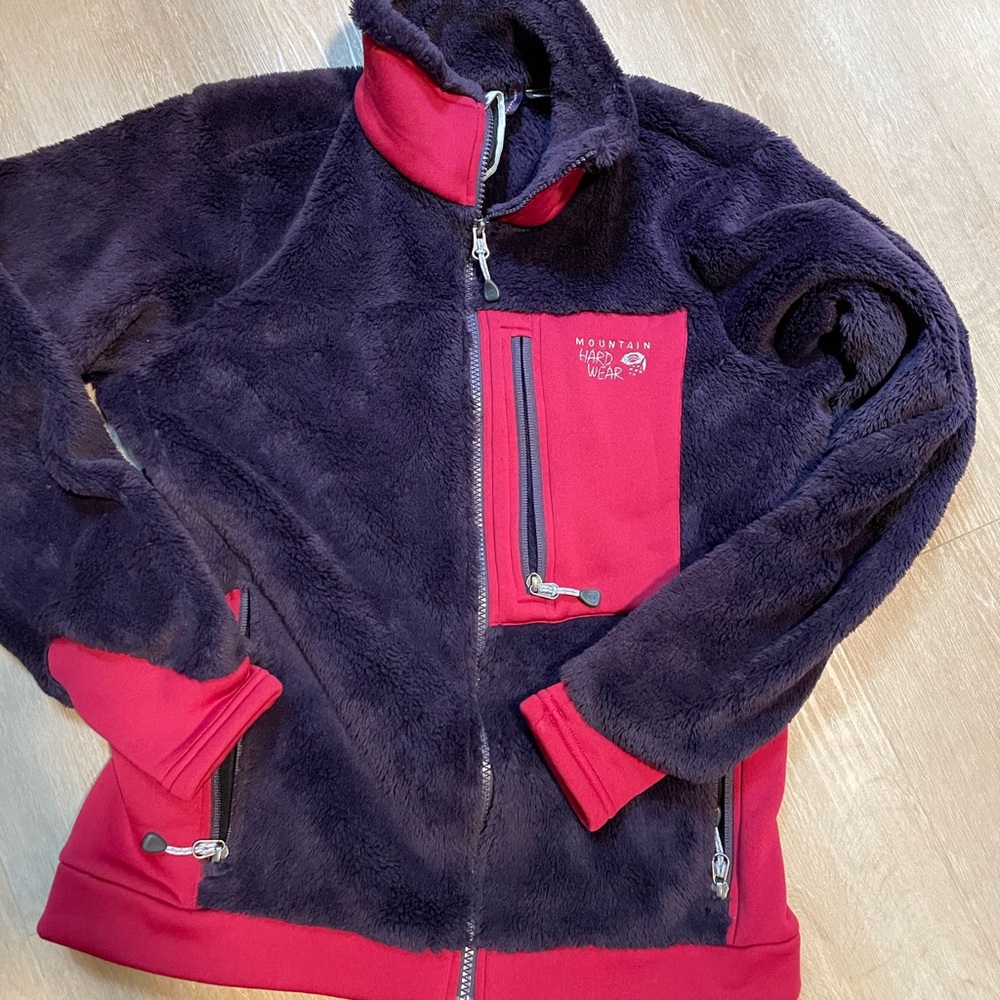Mountain Hardwear purple teddy sweater jacket, size M